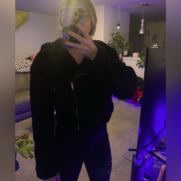 Shein Cropped Teddy Coat - Picture 4 of 5